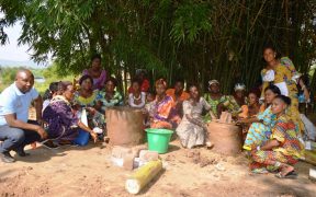 les femmes de Kongolo formées sur la fabrication du foyer amélioré